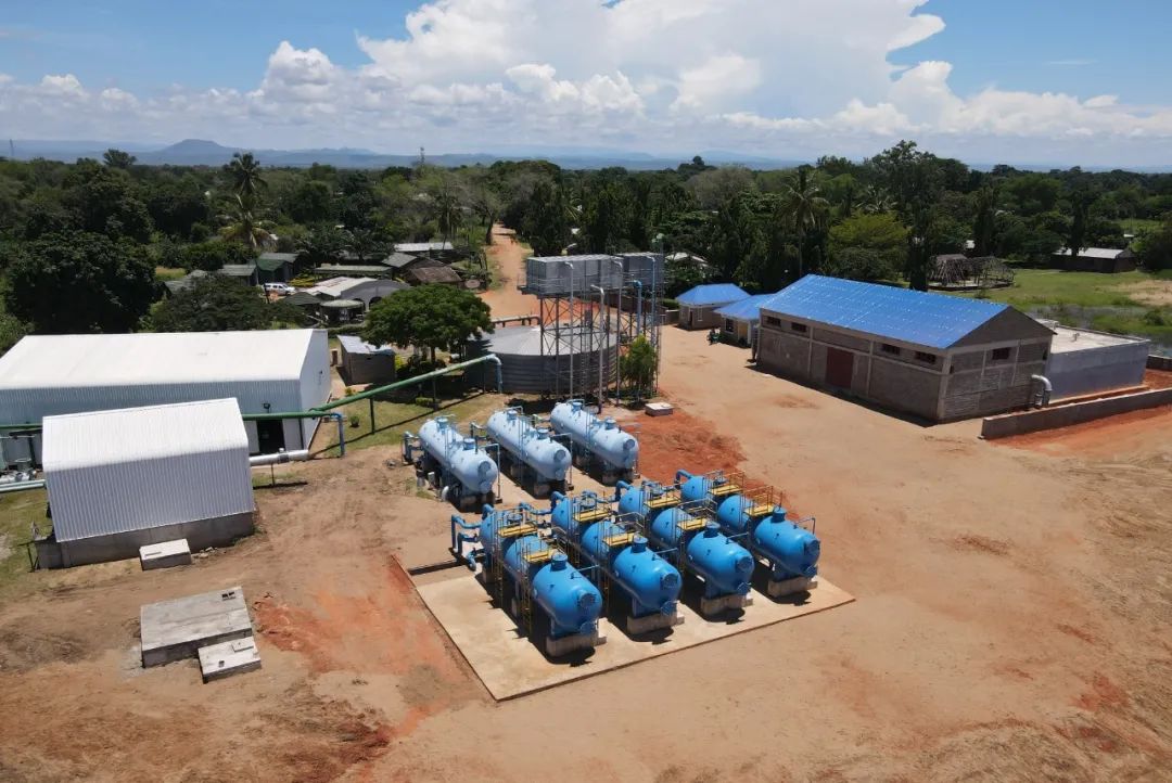 马拉维总统视察马拉维卡隆加供水管线升级改造项目2.jpg