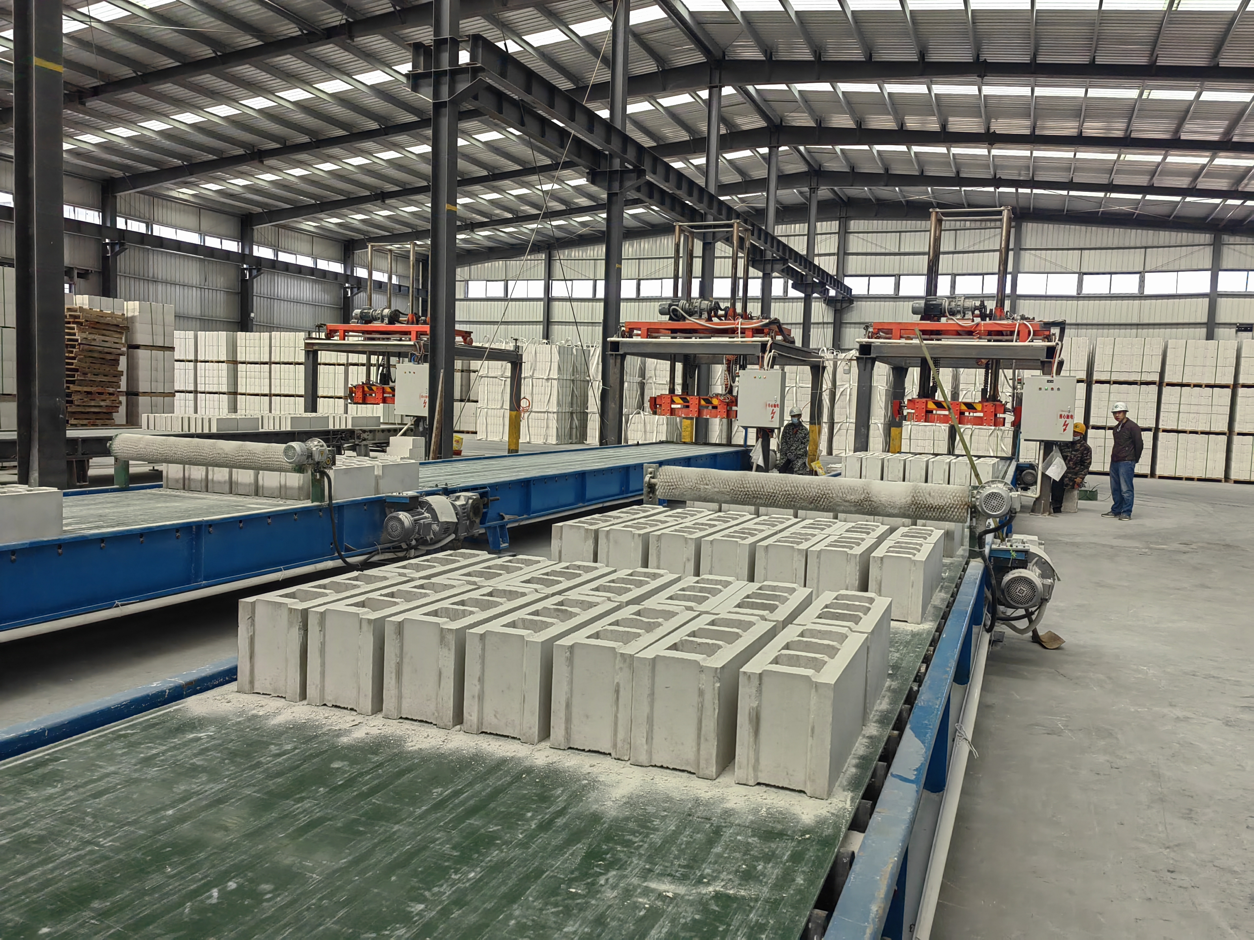 半干法石膏砌块生产线.jpg