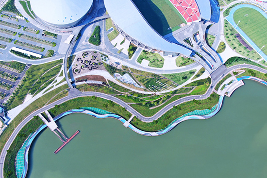 中国建筑承建广东长利湖水系整治工程，绘就美丽画卷2.jpg
