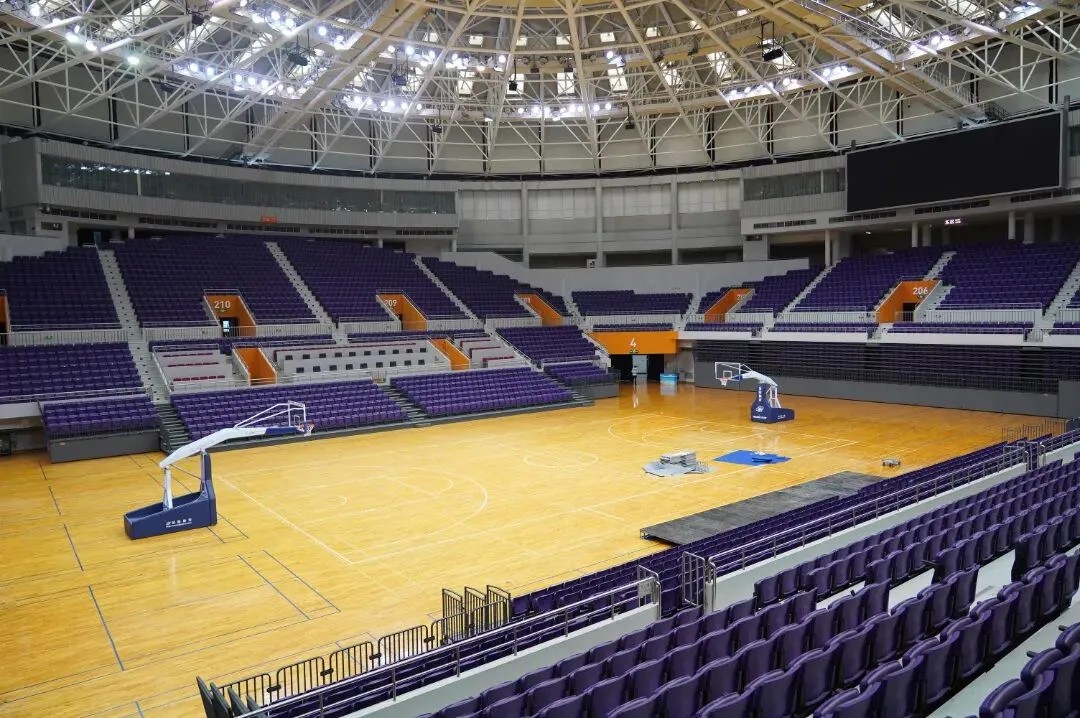 粤BA深圳首战在中建改造升级的宝安体育馆打响(3).jpg 粤BA深圳首战在中建改造升级的宝安体育馆打响(3).jpg