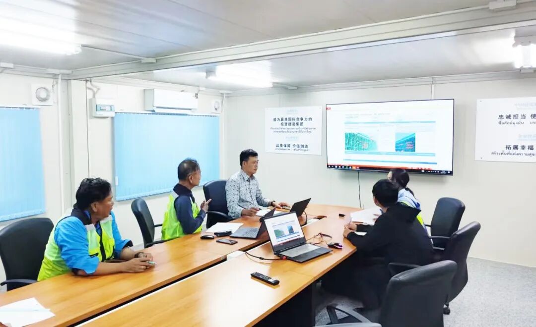 中国建筑获泰国全国职业安全与健康优秀企业奖(4).jpg 中国建筑获泰国全国职业安全与健康优秀企业奖(4).jpg