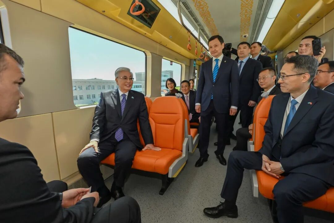 哈萨克斯坦阿斯塔纳轻轨一期项目正式通车运营1.jpg 哈萨克斯坦阿斯塔纳轻轨一期项目正式通车运营1.jpg